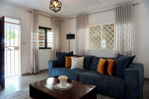 Clean 2-bedroom Apartment in Riverside, Kitwe