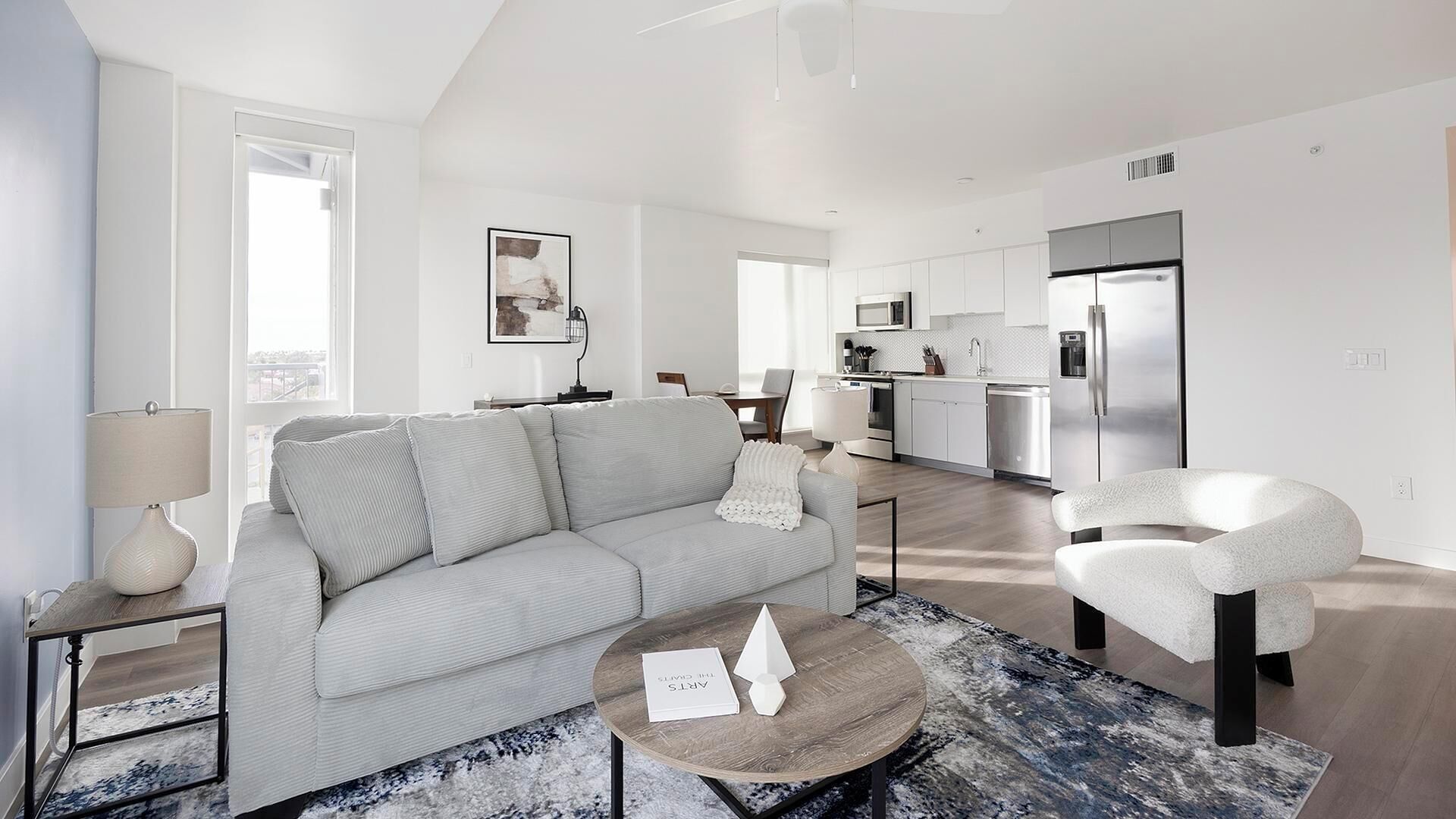 تلفزيون ذكي