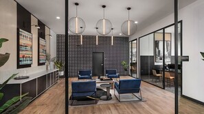 Lobby - Landing | Spectacular 1BD, Yoga Studio, Courtyard (Tempe)