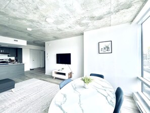 Dining - Romema *301* - Condo Luxe 2 bdr (Montreal)