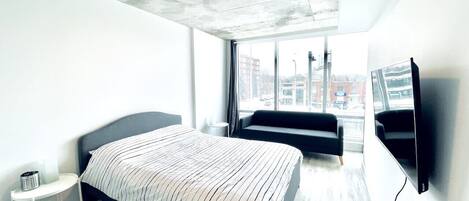 Tabla de planchar con plancha y wifi