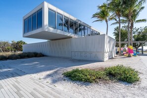 Exterior - Beechwood  Suites  D (Sarasota)