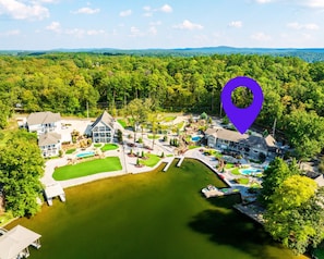 Exterior - Oasis @ Bayshore - Lakefront Luxury 6BR w Stunning Views, Private Pool, Hot Tub (Hot Springs)
