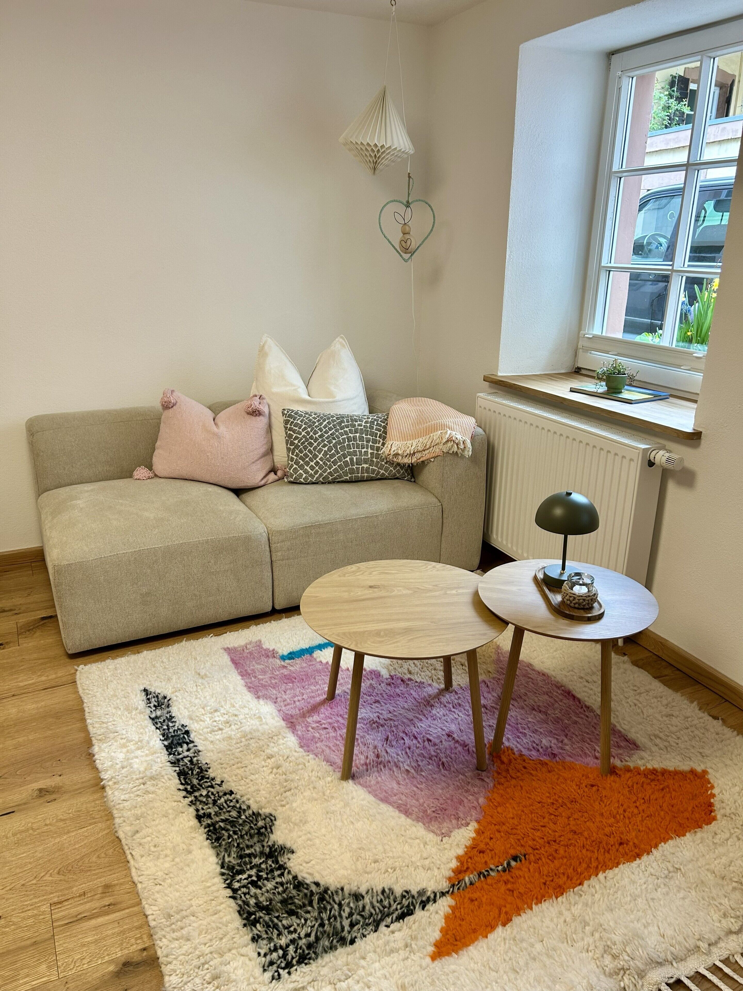 Una Smart TV, libros