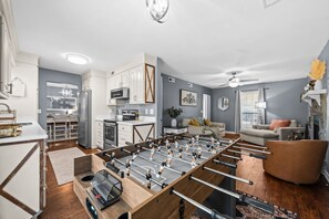Interior - The Laurel Oak House (Charleston)