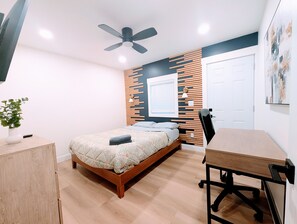 4 bedrooms - 10 Burnett Ferry Rd (Rome)