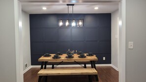 House | 5 bedrooms - 460 Holt (Marietta)