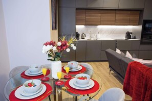 Dining - Stylish Modern Escape in the Heart of Manchester (Greater Manchester)