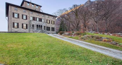 Studio Apartment 'La Pièce de Leo' in Chatillon