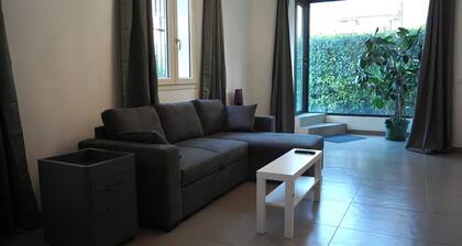 Cozy Bright Apartment•5 mins from Ferrari Museum-Private Parking-Strong Wi-fi