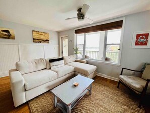 Smart TV - Folly River Condo -  Pool, Dock, Steps to CenterSt (Charleston)
