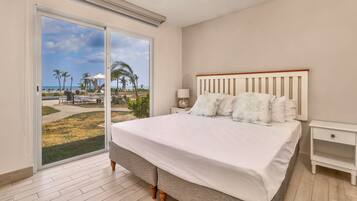 Villa, Sea View | Peralatan tempat tidur premium, gebar bulu kapas, katil Select Comfort