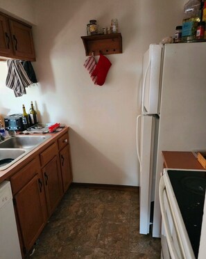 Private kitchen - Cheap, Close to Campus Sublease (West Lafayette)