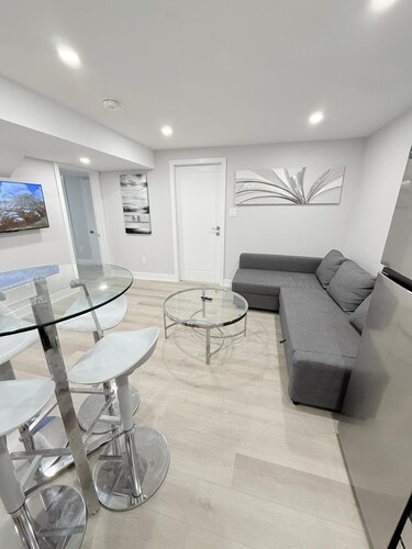 Modern & Cozy 2 Bedrooms Basement Suite +Kitchen and Parking- Separate Entrance
