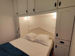 2 chambres, draps fournis