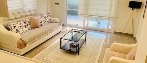 Lägenhet Deluxe - utsikt mot staden | Vardagsrum