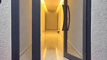 Entrada al alojamiento