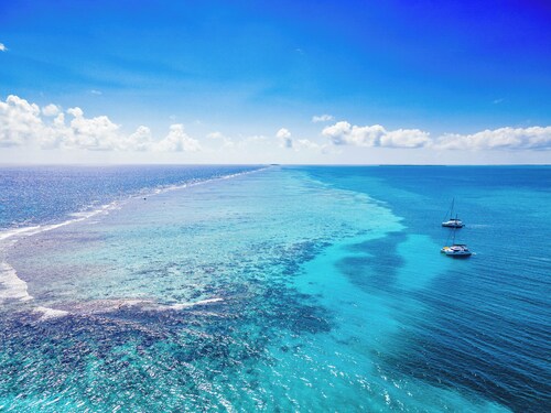 Belize All Inclusive Luxury Sailing Vacation on “Second Wind”