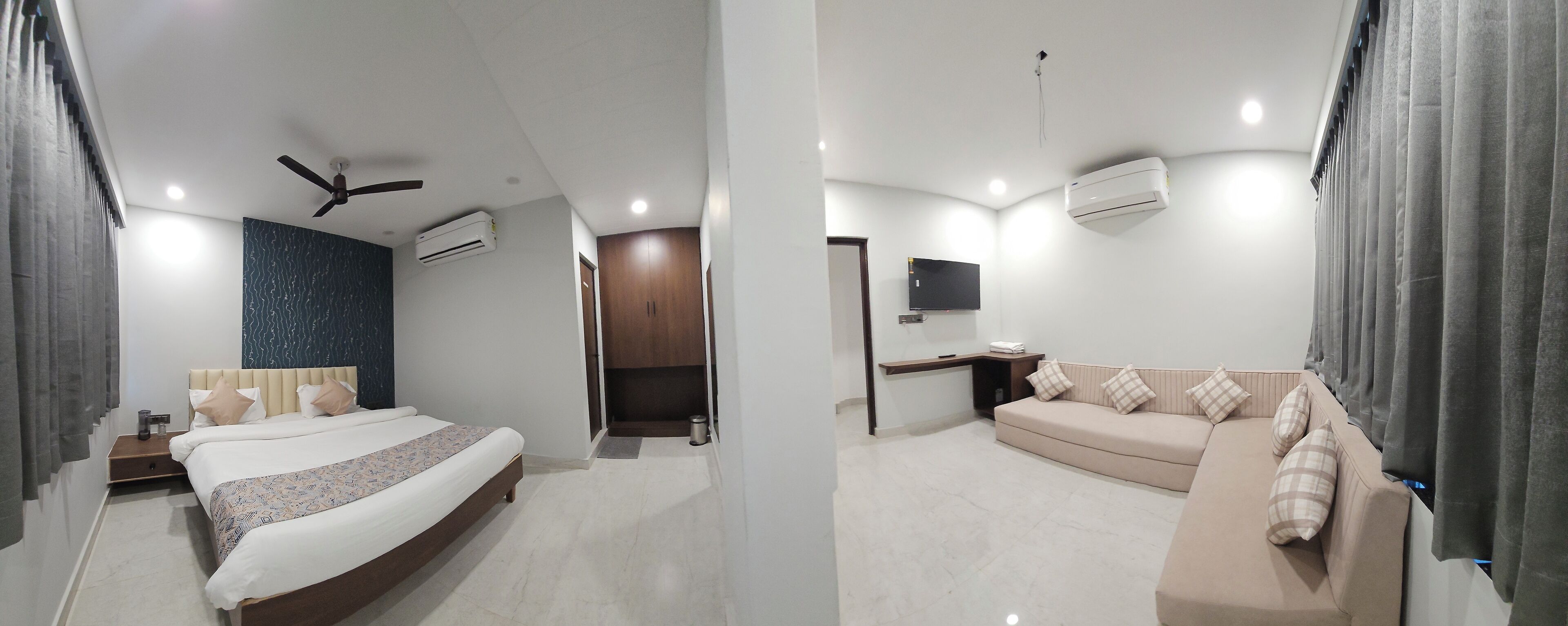 Superior Double Room | Egyptian cotton sheets, premium bedding, desk, laptop workspace