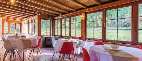 Free daily local cuisine breakfast