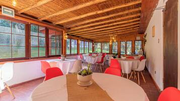 Free daily local cuisine breakfast