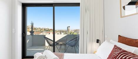 熨斗/熨衣板、上网接入、床单