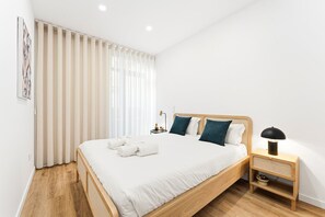 Iron/ironing board, Internet, bed sheets - GuestReady - The Moon - Moonshine Apartment (Porto)