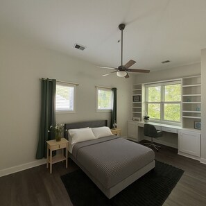 مكواة/لوح كي وواي فاي وملاءات أسرّة