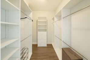 Interior - Treetop Loft Studio – Walk to Uptown Hotspots (Charlotte)