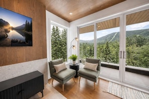 Interior - Mountain | Sauna | Camp de base du Massif (Saint-Philémon)
