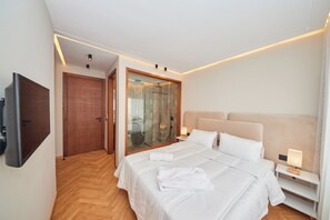 Fer et planche à repasser, Wi-Fi, draps fournis