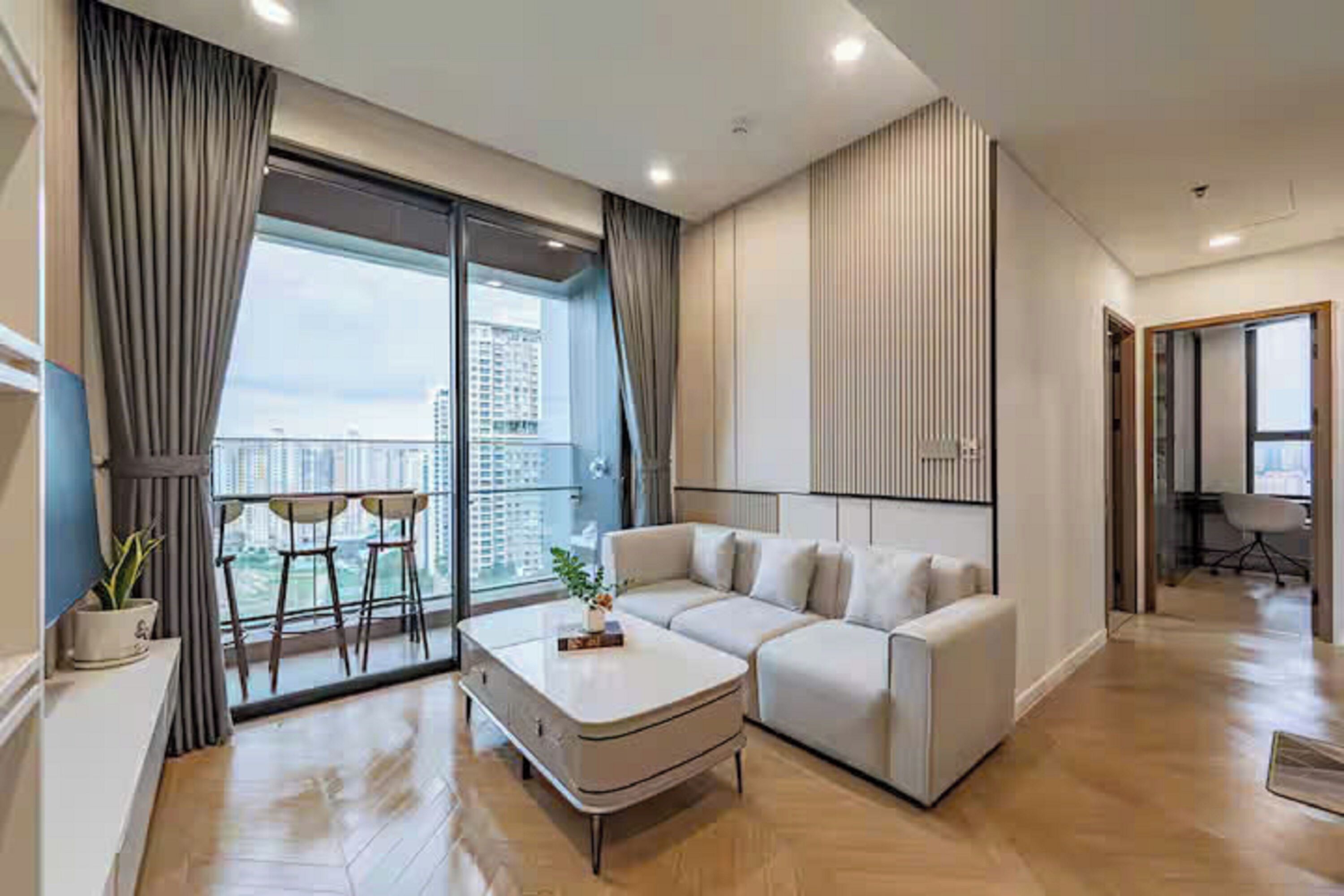 Presidential Suite, 2 Bedrooms, Club Lounge Access, City View | Egyptian cotton sheets, premium bedding, down comforters