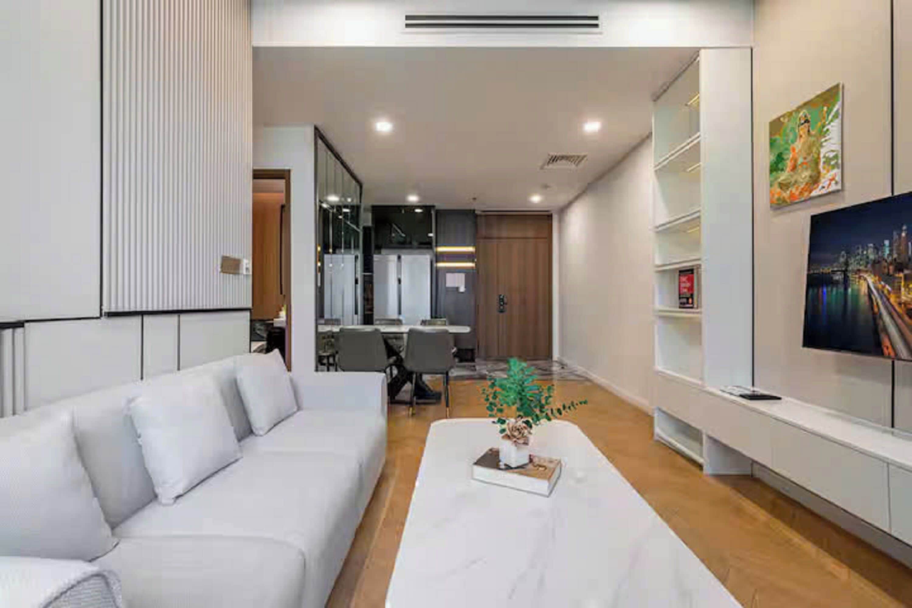 Presidential Suite, 2 Bedrooms, Club lounge access, City View | Egyptian cotton sheets, premium bedding, down duvets