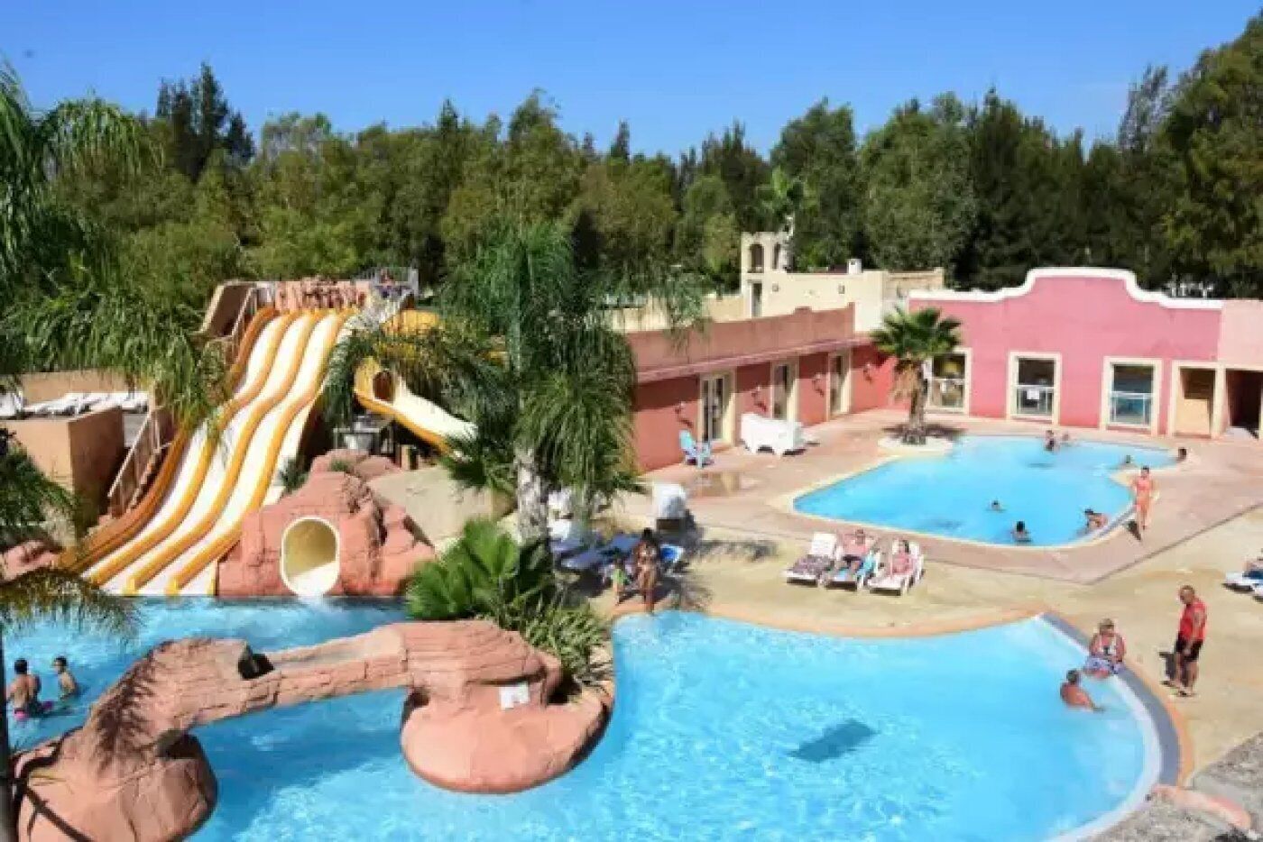 Beheizter Pool