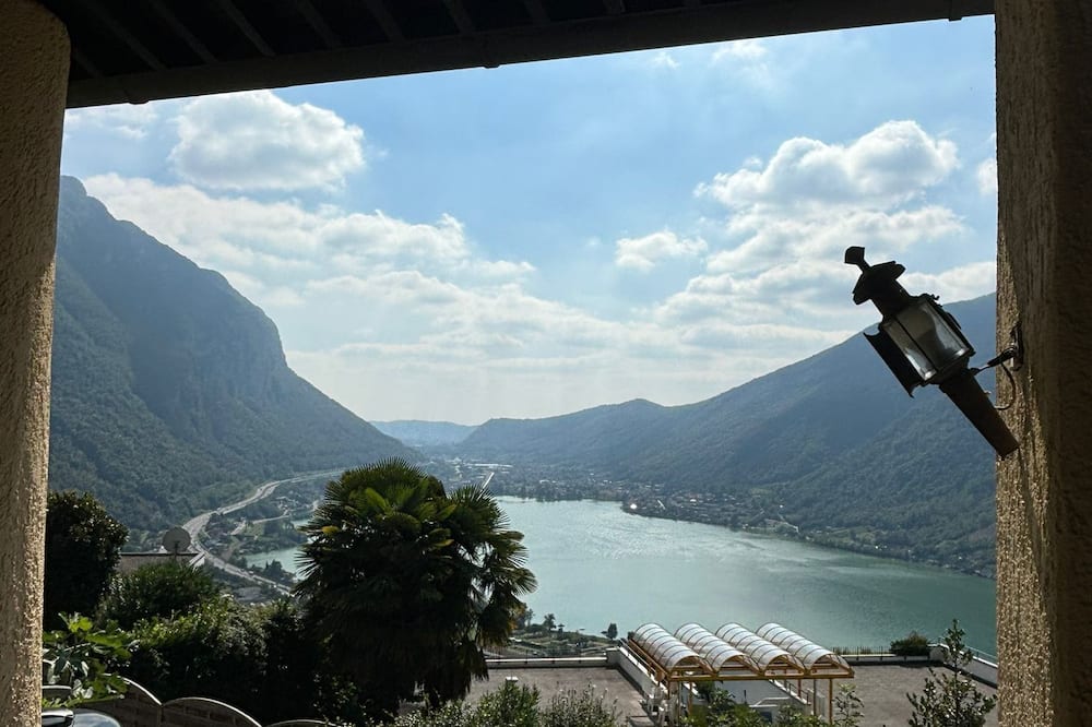 Rovio Villa lake View & Relax