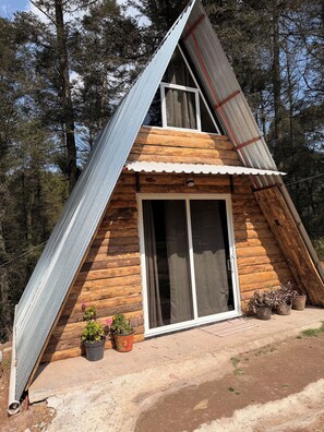 Cubrecamas, wifi gratis y ropa de cama