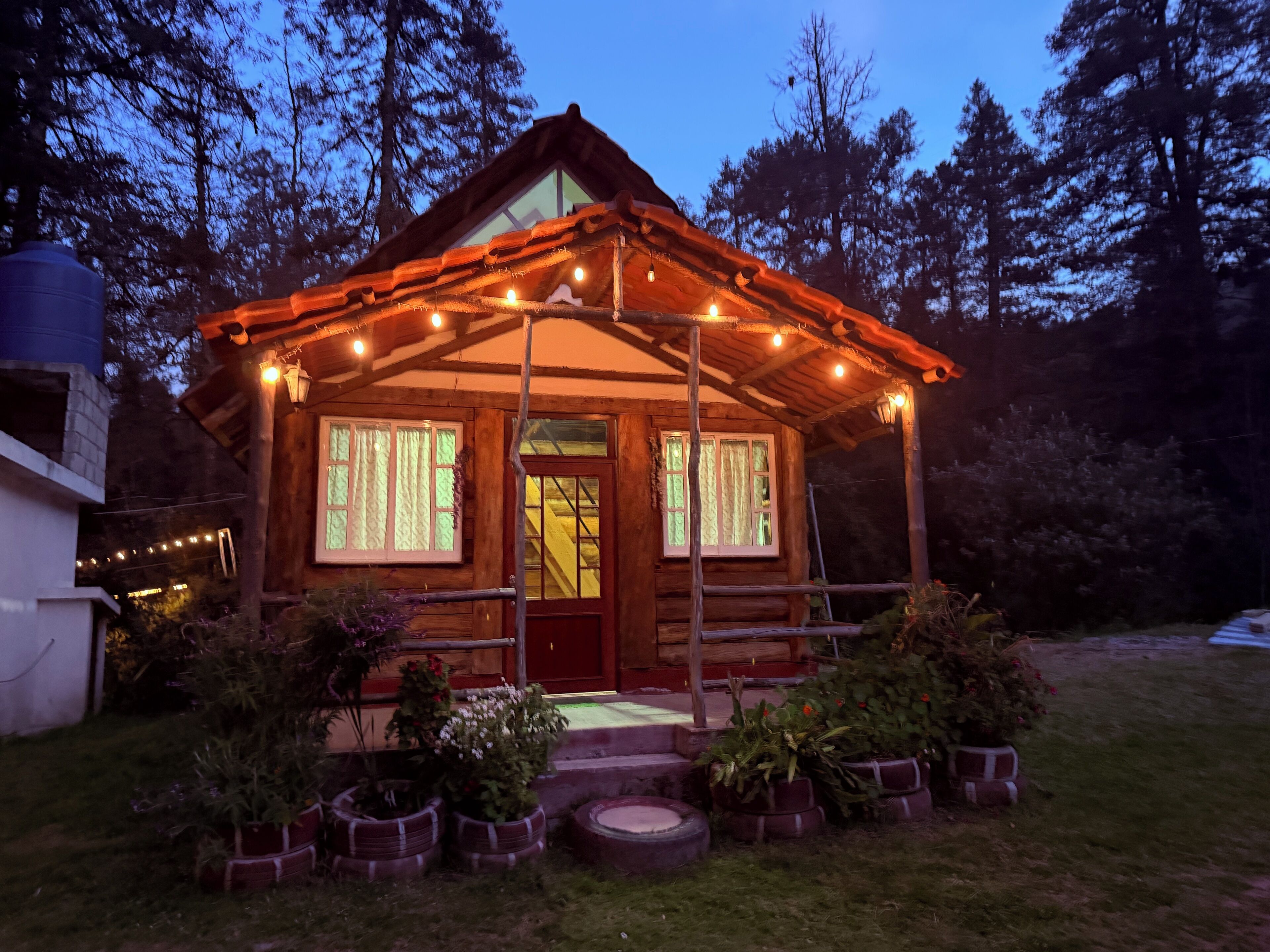 Traditional Cabin, Patio, Mountain View | Down comforters, free WiFi, bed sheets
