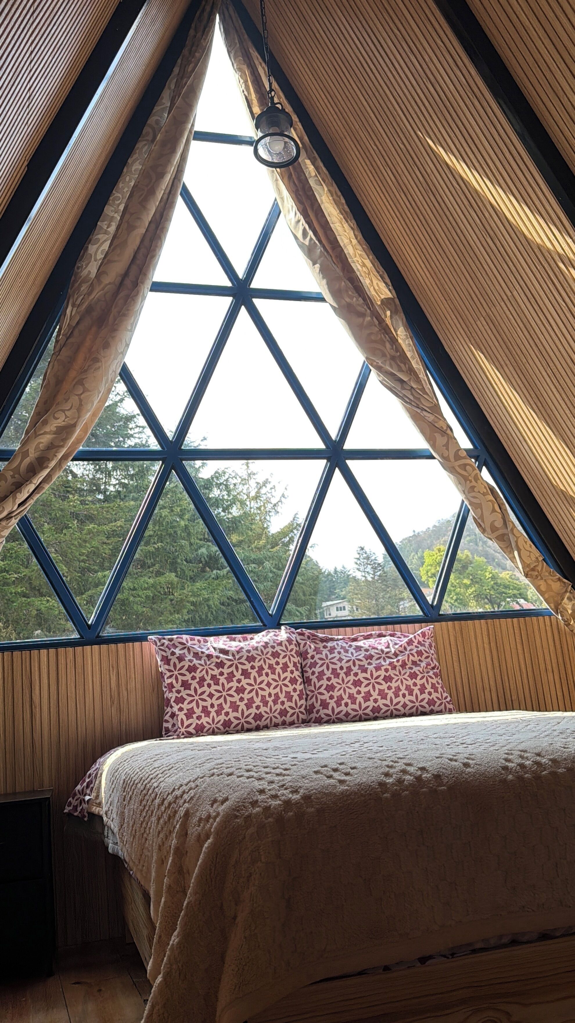 Hytte – superior, terrasse, resort-utsikt | Dundyner, wi-fi (inkludert) og sengetøy