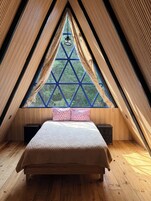Cubrecamas, wifi gratis y ropa de cama 