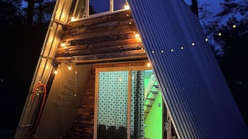 Villa Confort, patio, vista a la montaña | Edredón, wifi gratis y ropa de cama