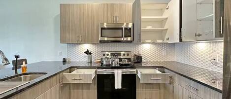 Fridge, microwave, oven, stovetop