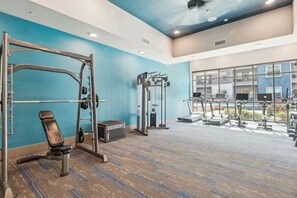Fitness facility - Comfy 1BR w/ Pool/Hot Tub/Gym/ Free Parking+ Wi-fi (McKinney)