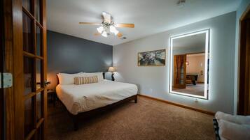 3 bedrooms, WiFi (free), bed sheets
