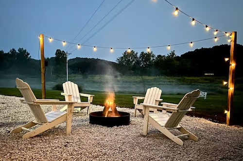 The Arcade | Hocking Hills, Hot Tub, Firepit