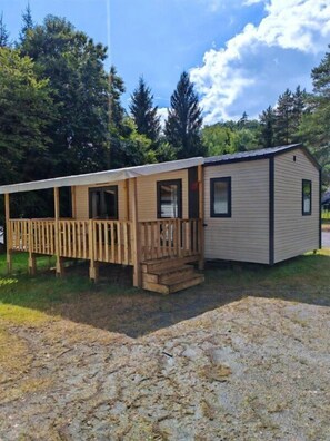 Exterior - ZEcamping 3* piscine chauffée chiens acceptés mobil-home TV 30m2 (Corrèze)