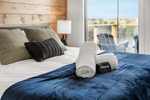 2 habitaciones, tabla de planchar con plancha, wifi y ropa de cama 