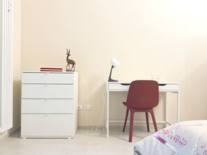 1 bedroom, Internet - Loft Portici in Torino (Turin)