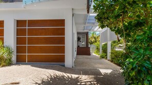 Exterior detail - 2 Allure, 20 Belmore Tce - Stylish Coastal Retreat (Sunshine Beach)