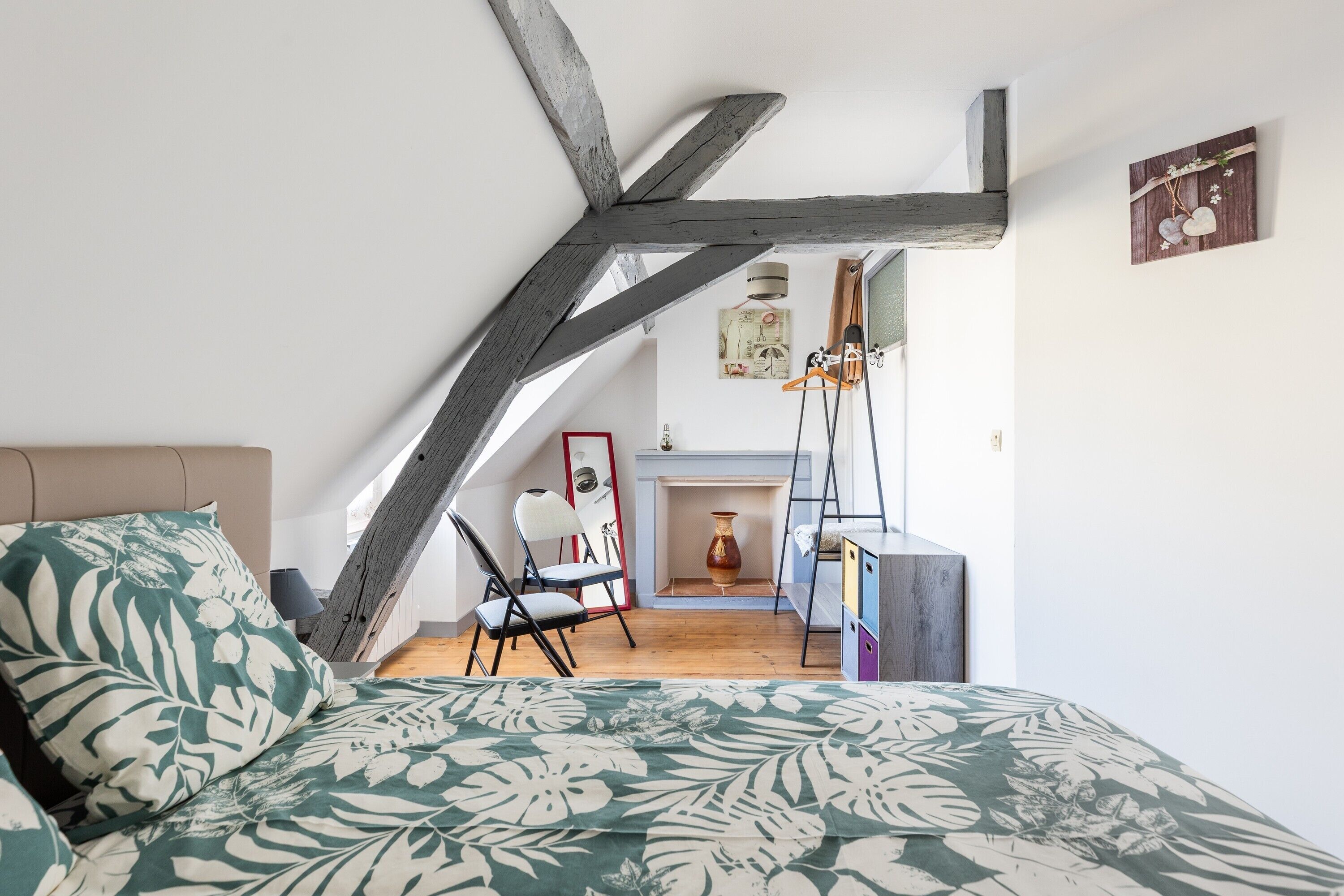 Iron/ironing board, WiFi