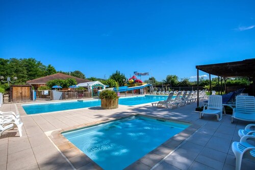 ZEcamping 3 étoiles espace aquatique animaux acceptés chalet 4 pers